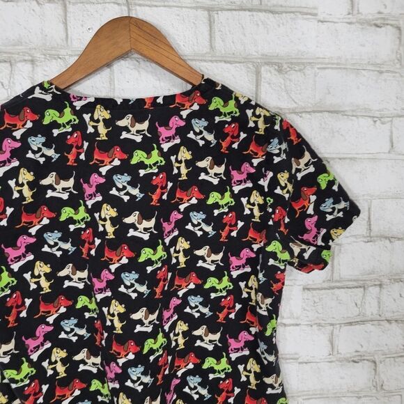 V Life dog print scrub top - Picture 9 of 10